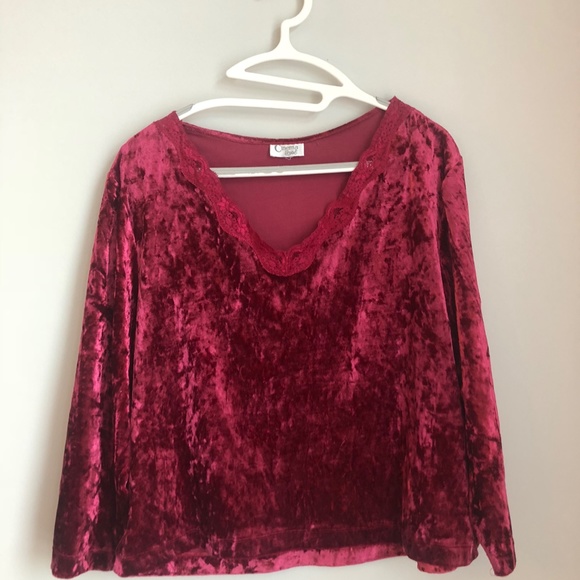 Vintage Crushed Velvet with Lace Detail V-neck - Picture 1 of 6